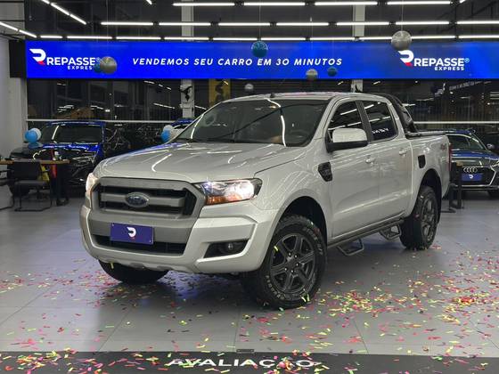 FORD RANGER 2.2 XLS 4X4 CD 16V DIESEL 4P AUTOMÁTICO